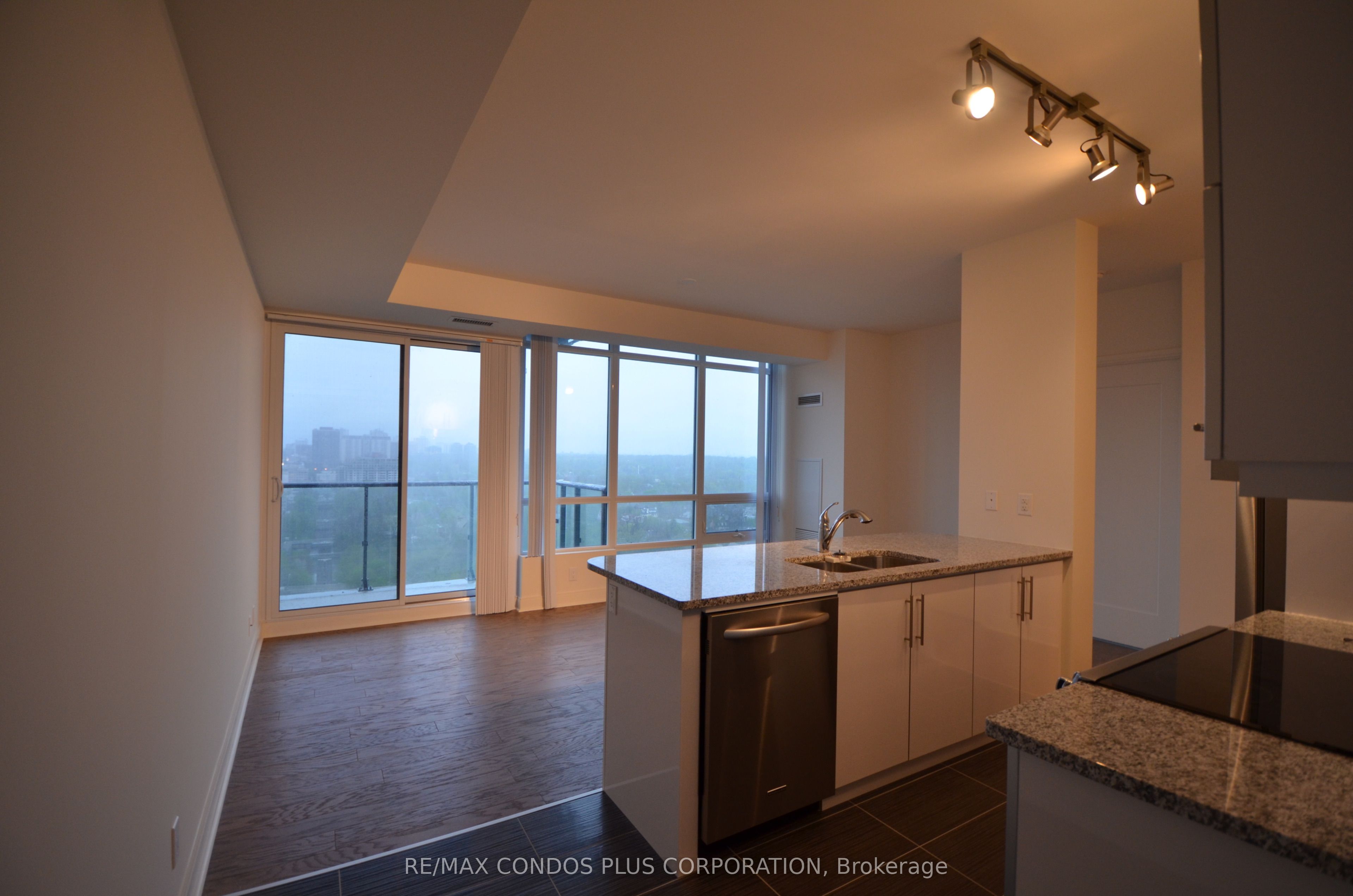 2303-825 Church Street, Toronto, ON, M4W 3Z4