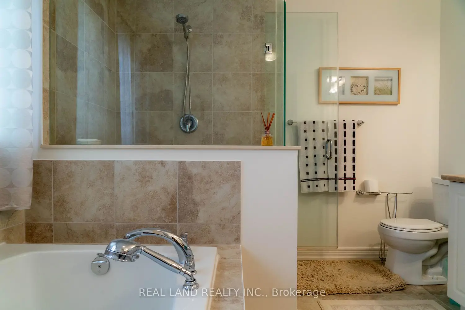 Additional image 12 of 6284 St. Michael Avenue