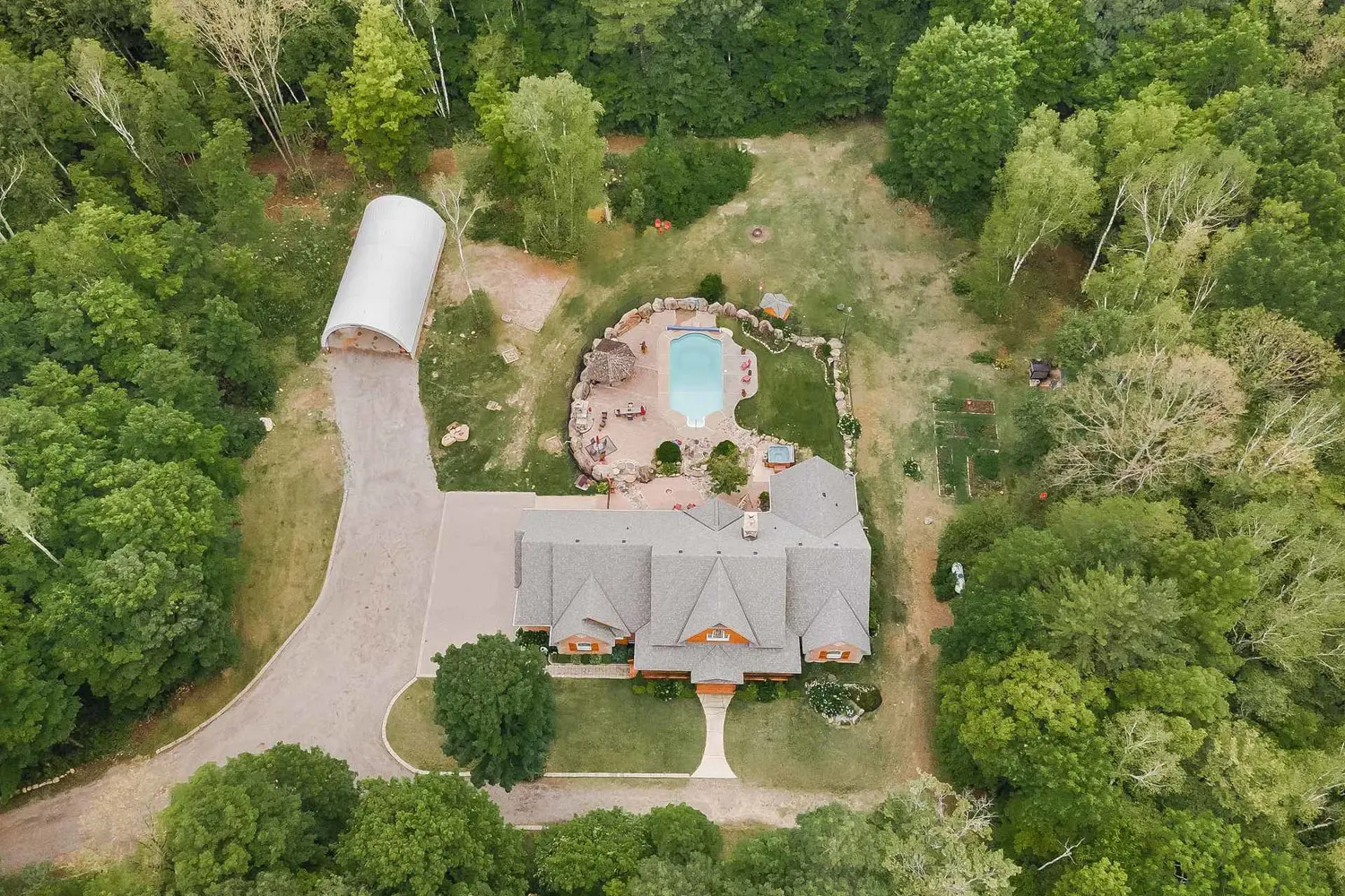 Additional image 2 of 697 Lafontaine Road