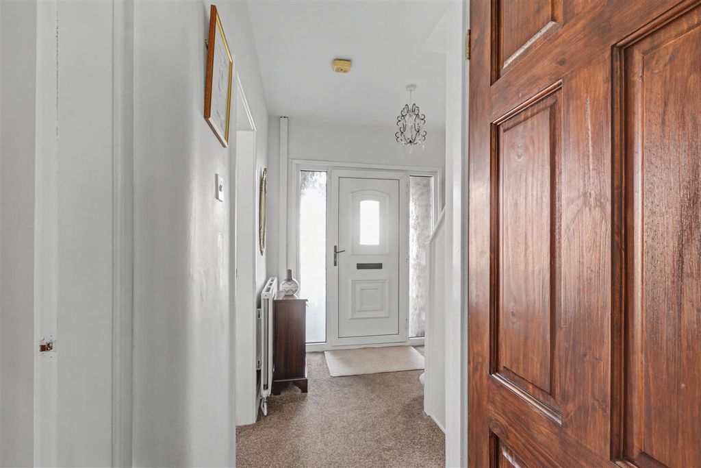 Additional image 6 of 3 bed semi-detached house for saleFarm Road, Chilwell, Nottingham NG9