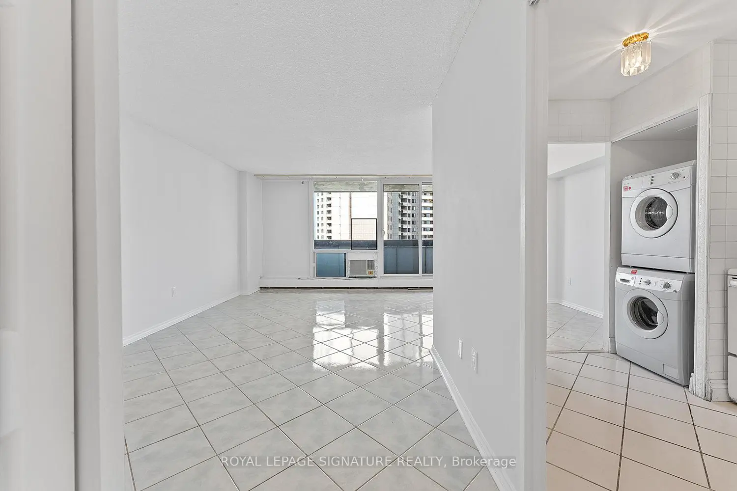 Additional image 4 of 5 San Romanoway #906