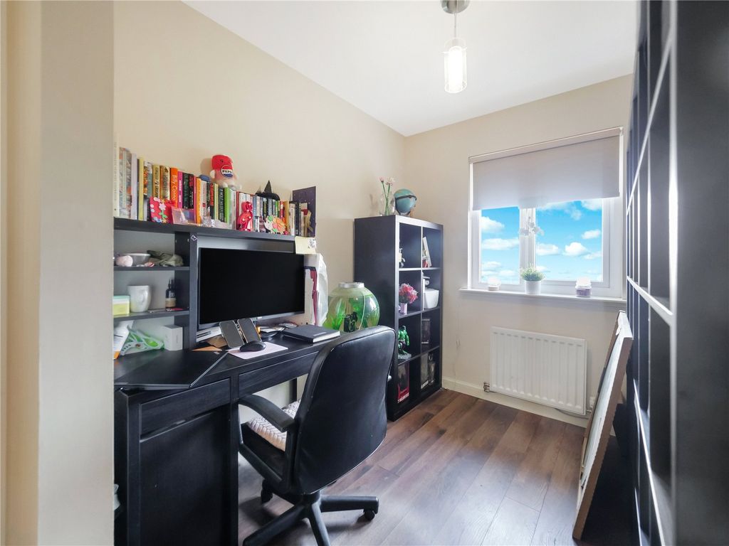 Additional image 19 of 4 bed detached house for saleBlaeberry Drive, Inverkip, Inverkip, Inverclyde PA16