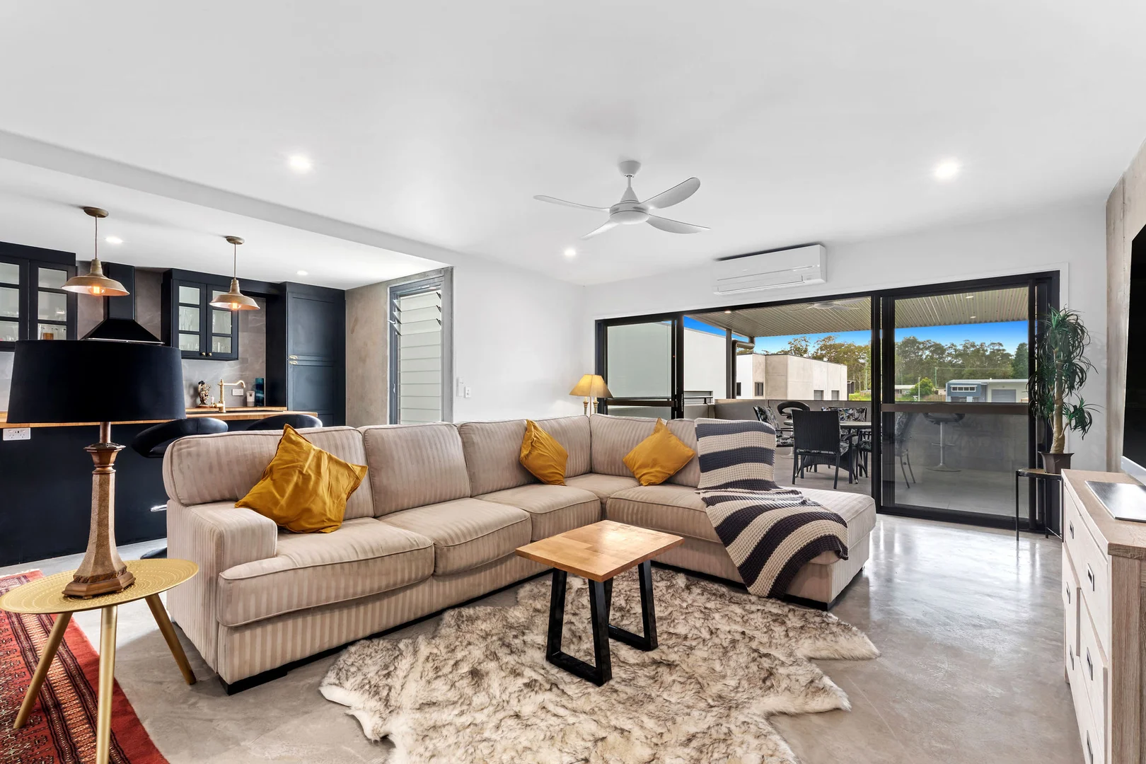 Additional image 11 of 6/12 Lenco Crescent, Landsborough QLD 4550