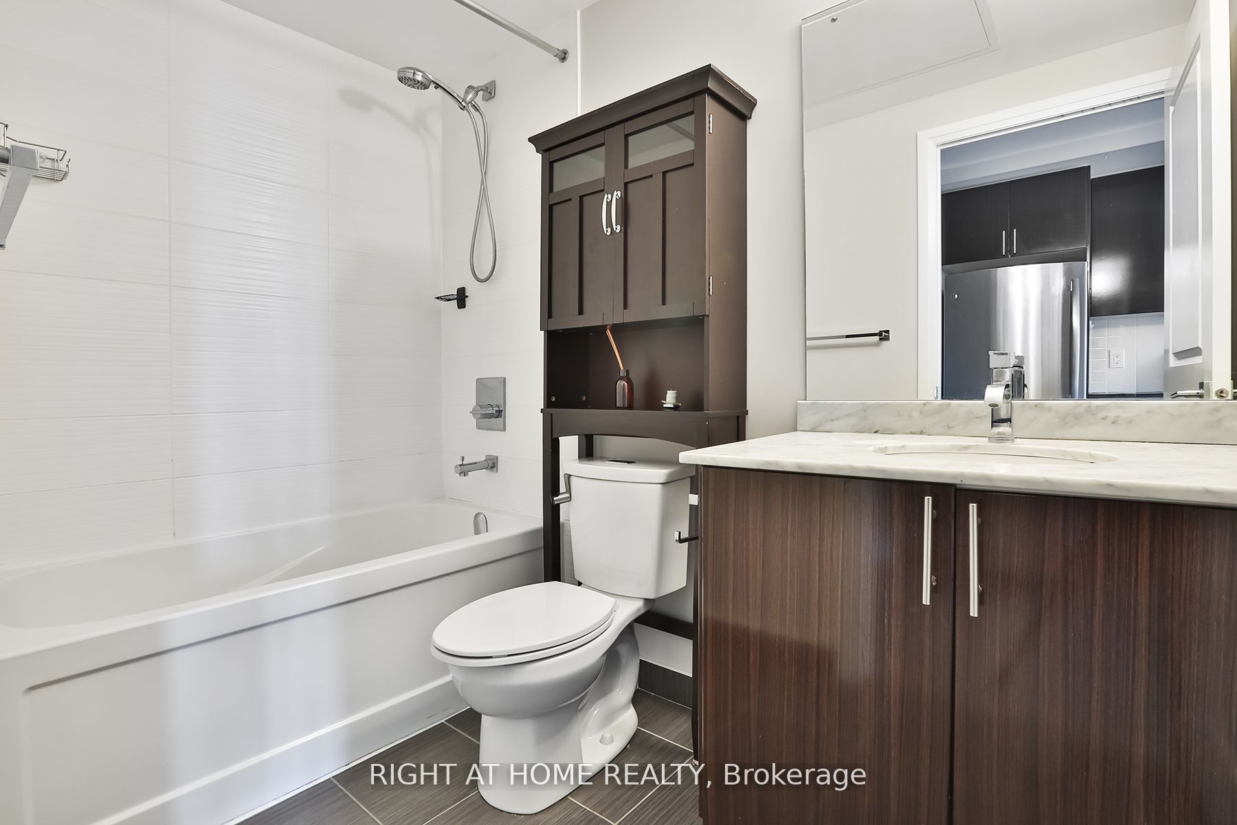 Additional image 6 of 1505-7165 Yonge Street, Markham, ON, L3T 0C9