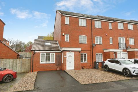 Elm Drive, Birmingham B31