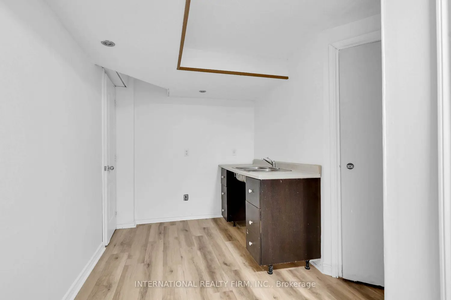 Additional image 17 of 63 Pressed Brick Drive