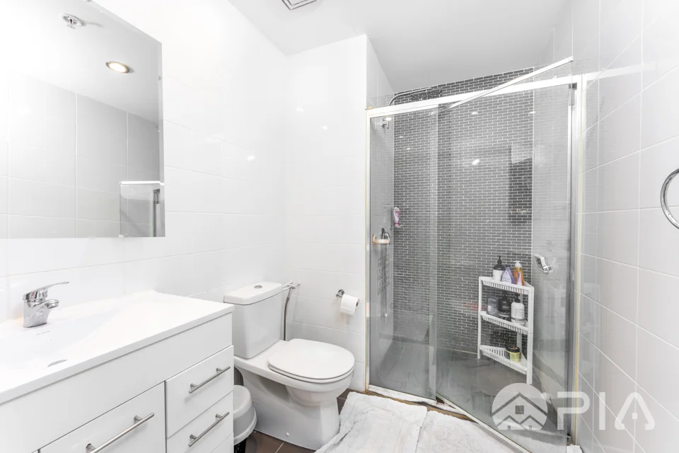 B609/230 Coward St, Mascot NSW 2020