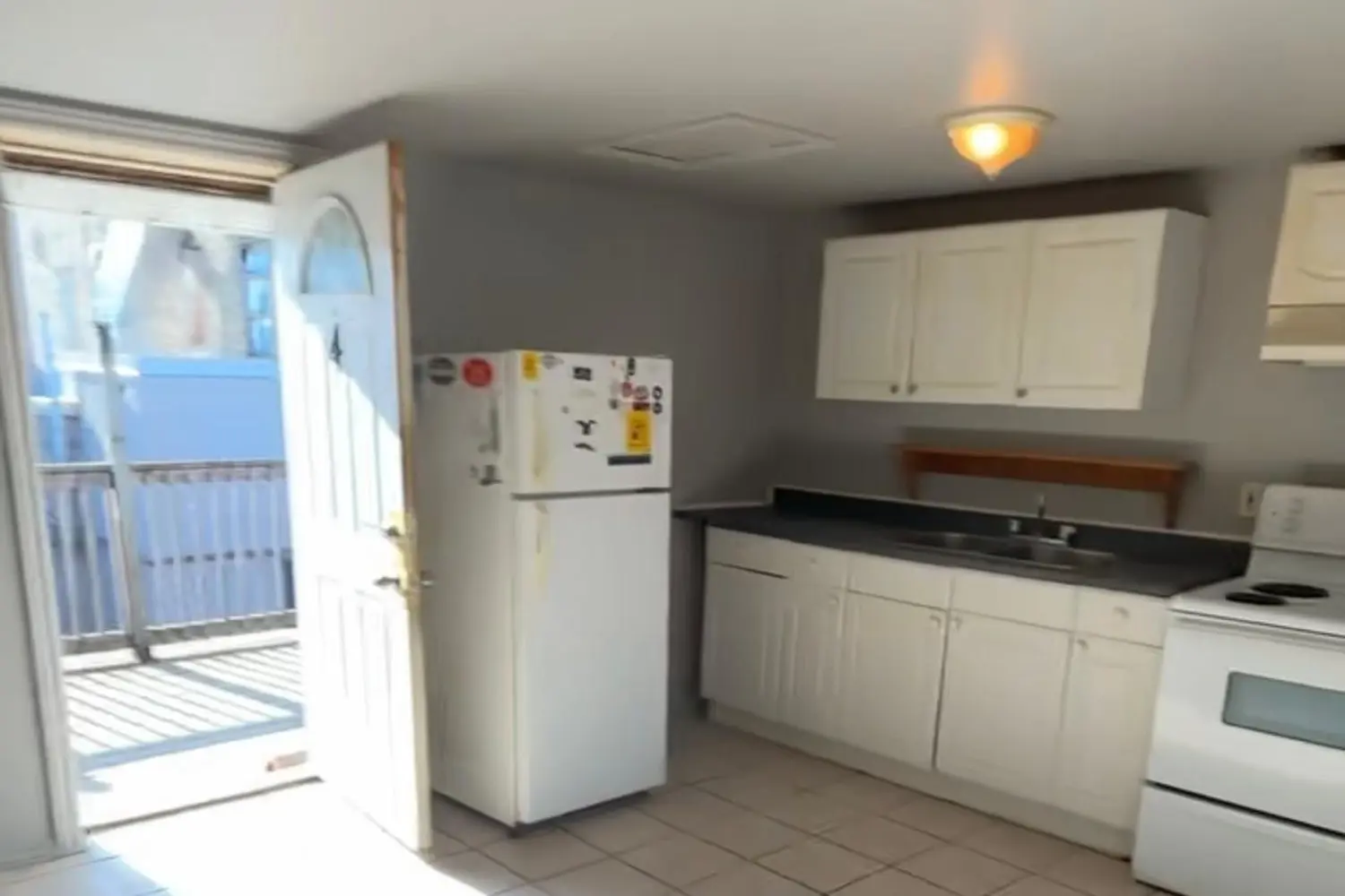 Additional image 2 of 714 Dundas Street