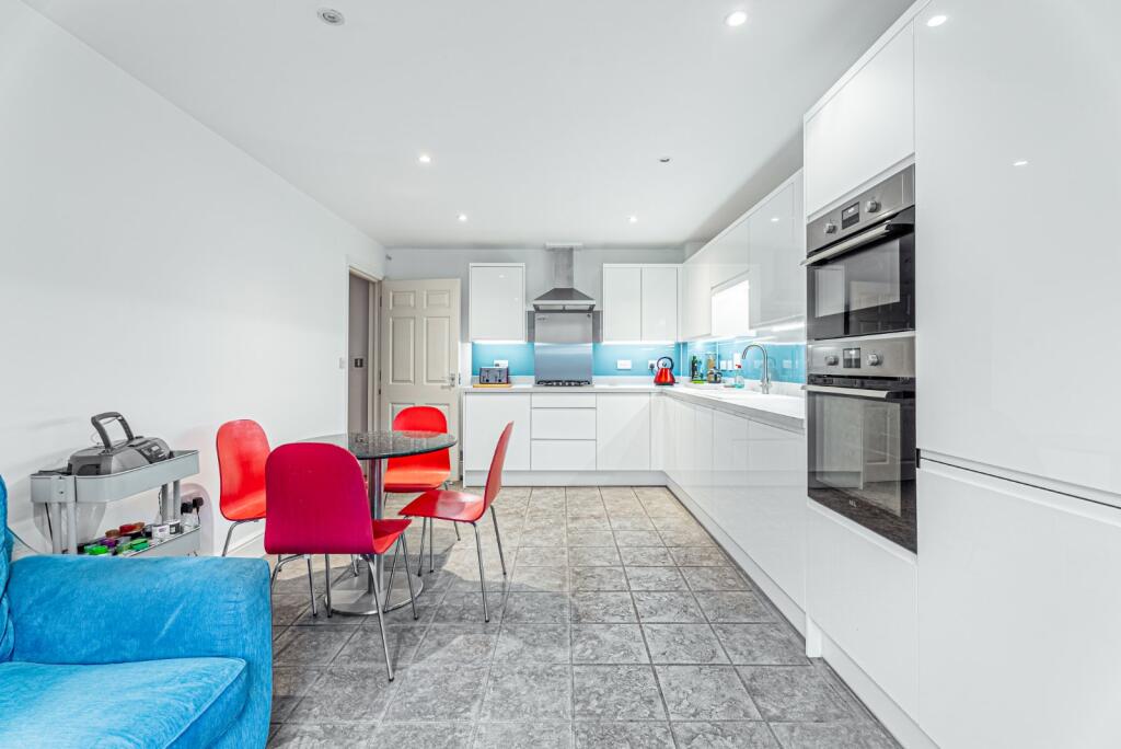 Additional image 6 of Trevelyan Place, St. Stephens Hill, St. Albans, Hertfordshire, AL1