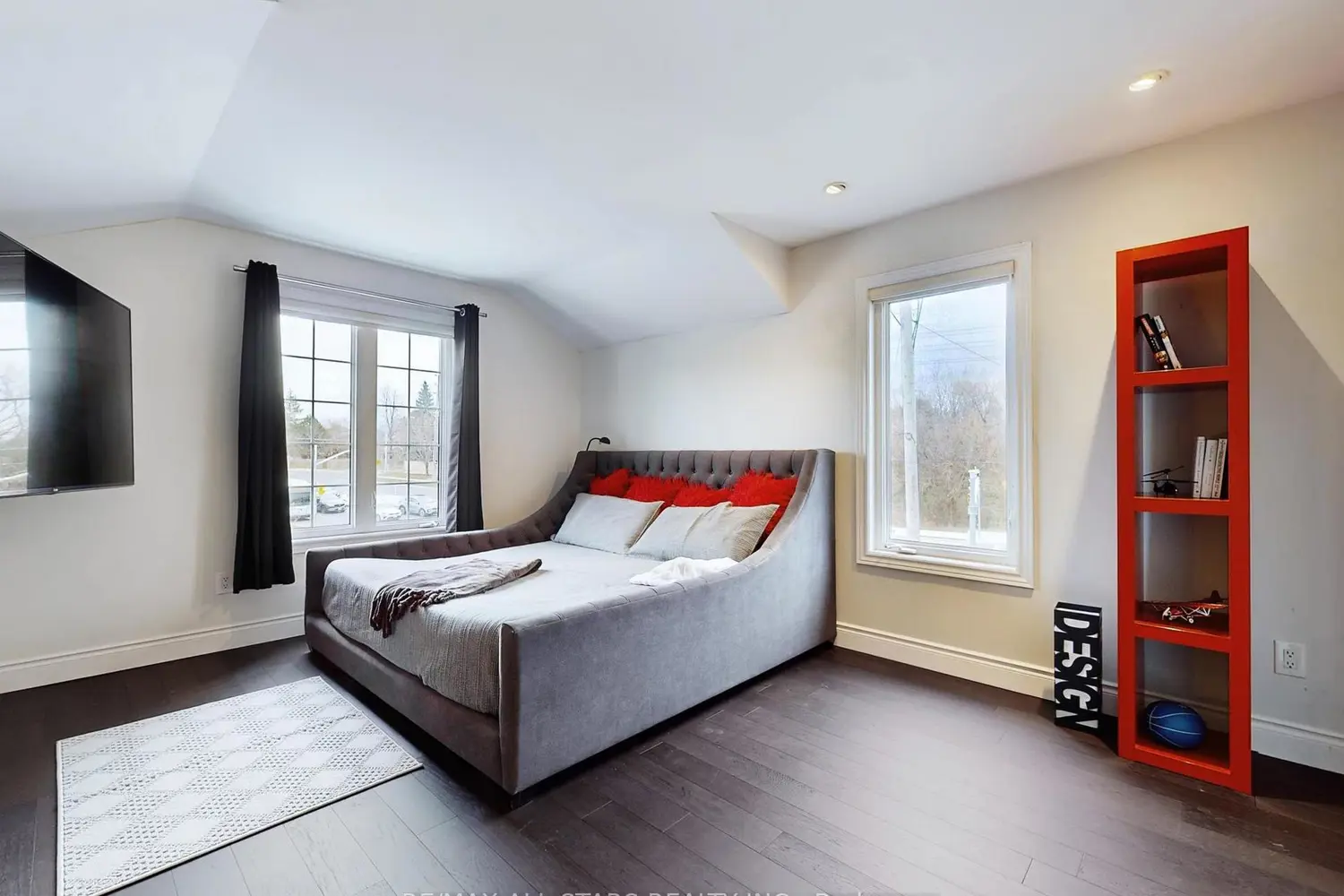 Additional image 11 of 2 Yorkton Boulevard