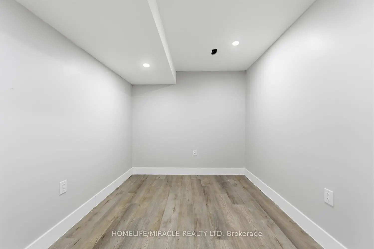 Additional image 20 of 99 Spicebush Terrace