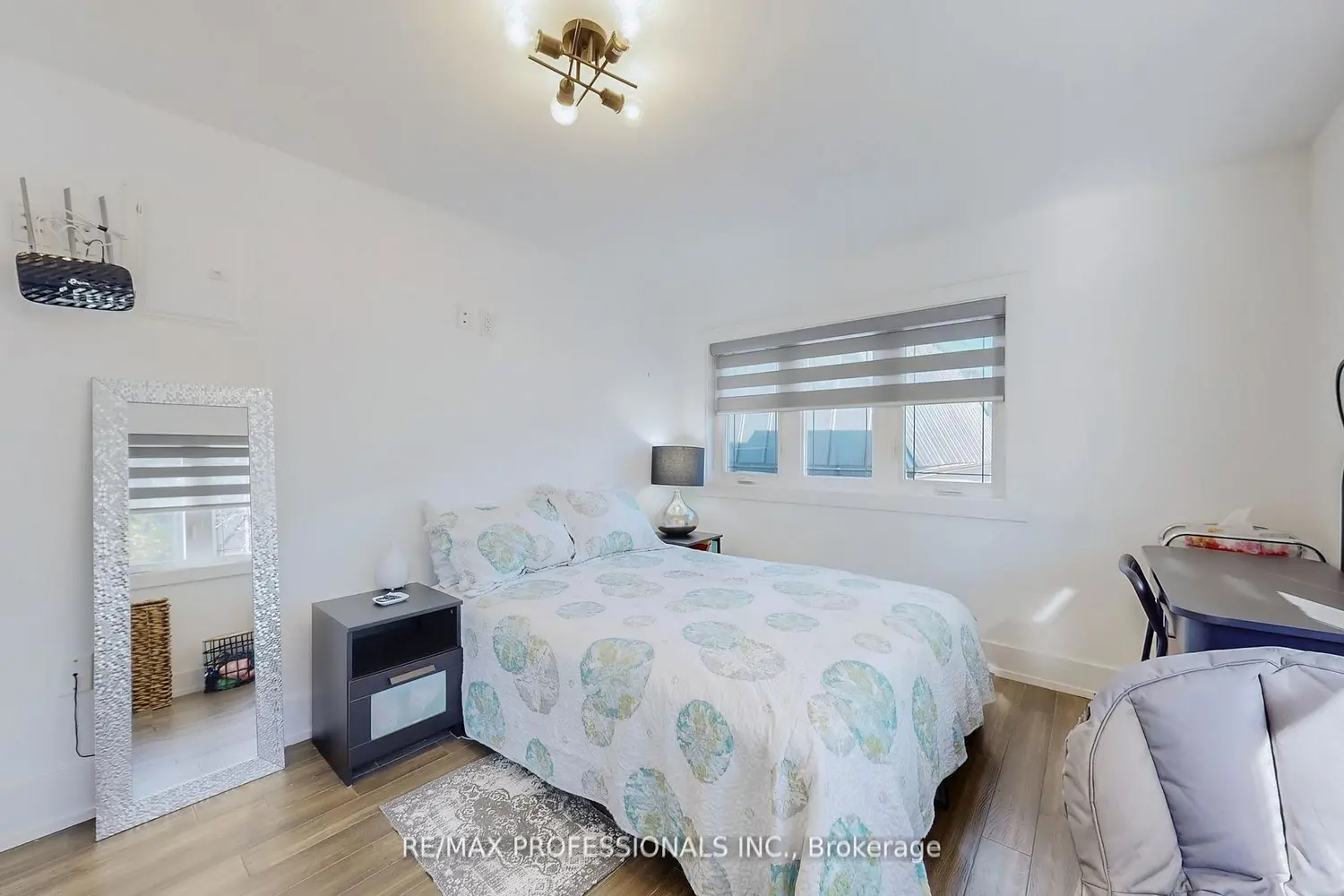 Additional image 15 of 4 Martin Grove Road