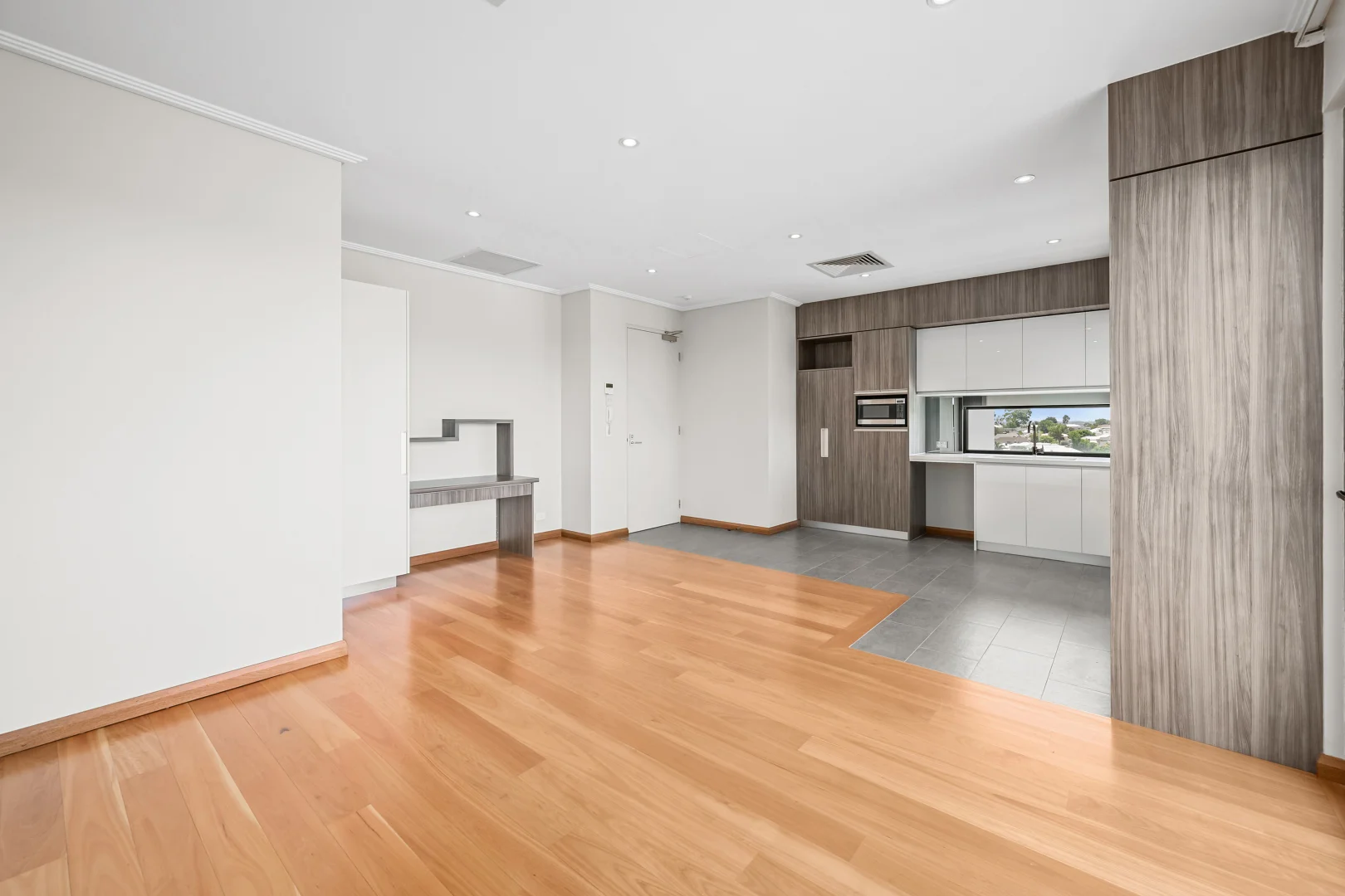 Additional image 8 of 9/136 Riseley Street, Booragoon WA 6154