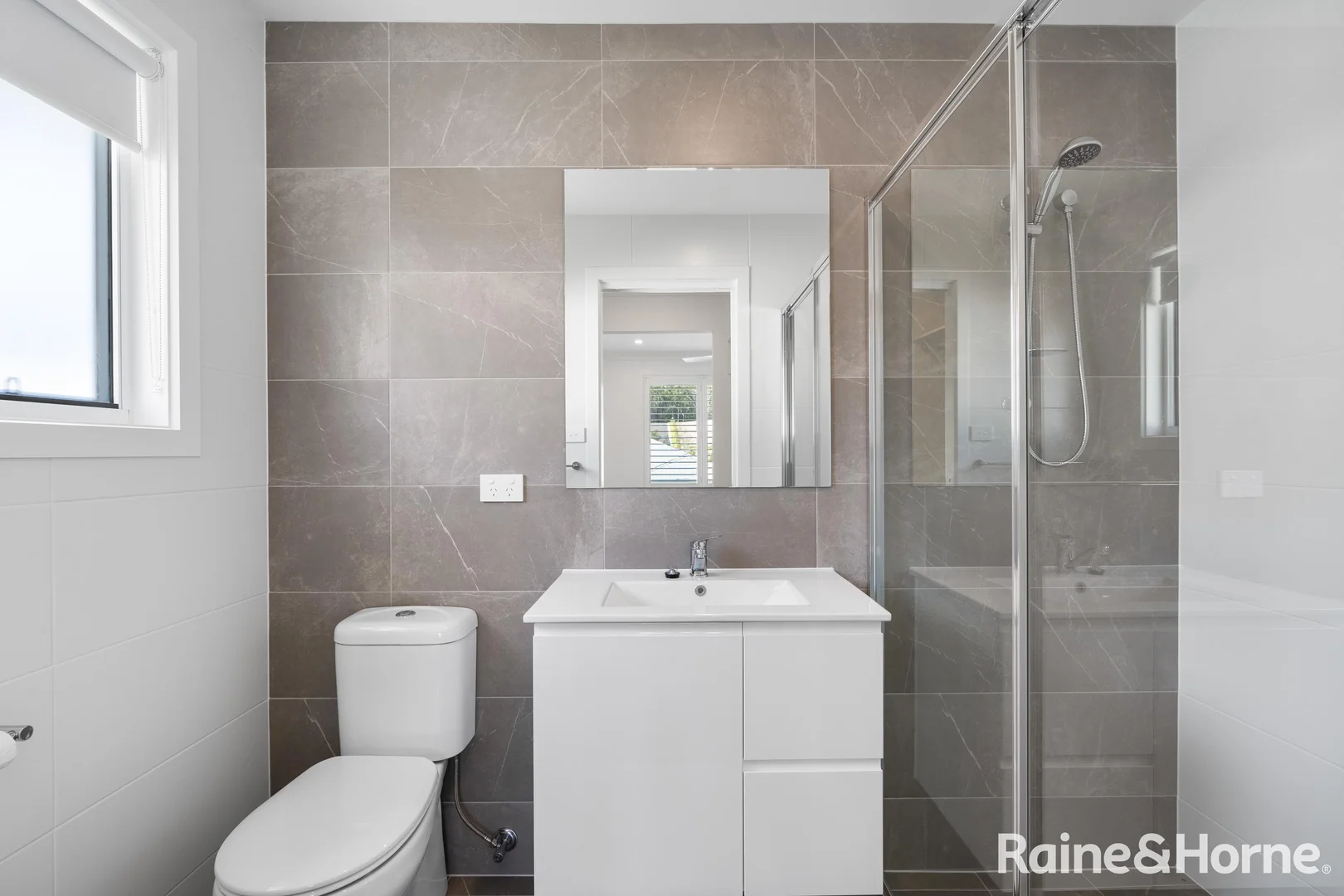 Additional image 10 of 4 Brookwater Crescent, Mollymook Beach NSW 2539