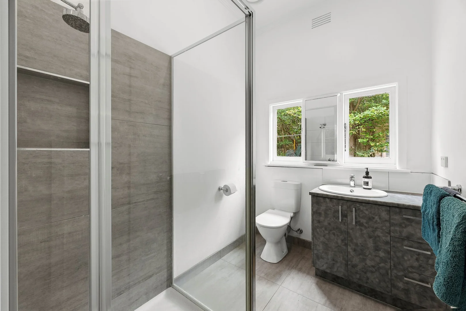 Additional image 10 of 894 Midland Highway, Batesford VIC 3213