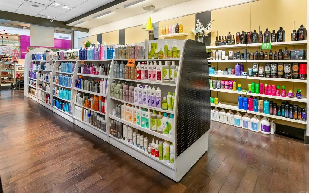 Additional image 16 of 272 E Via Rancho Parkway, Escondido, CA 92025