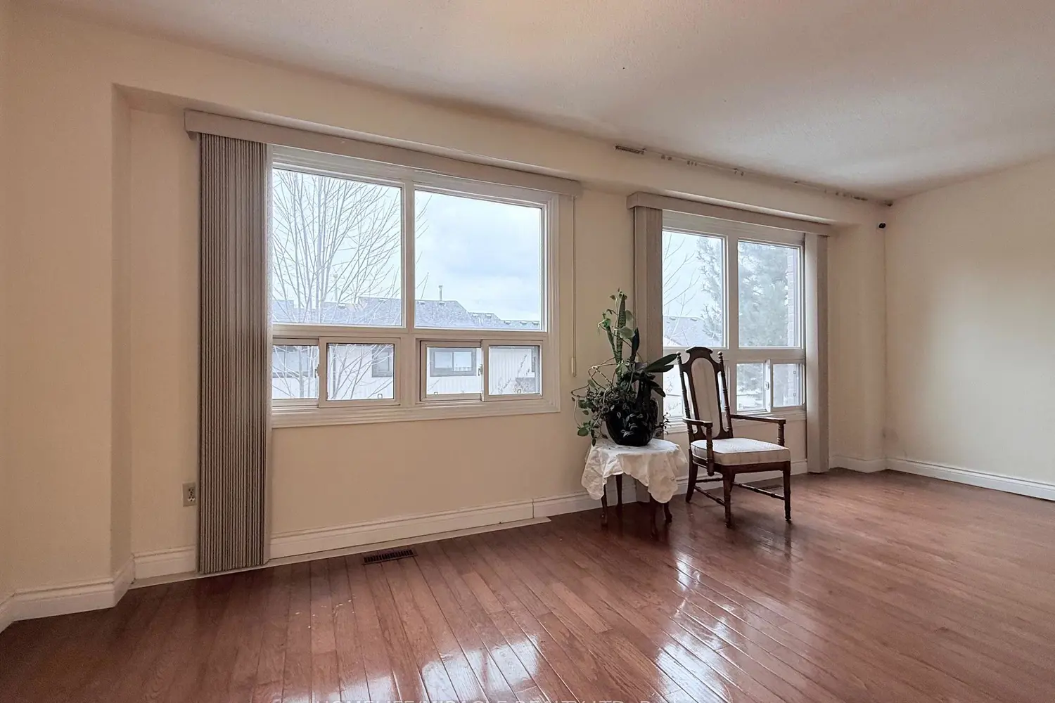 Additional image 5 of 3510 South Mill Way