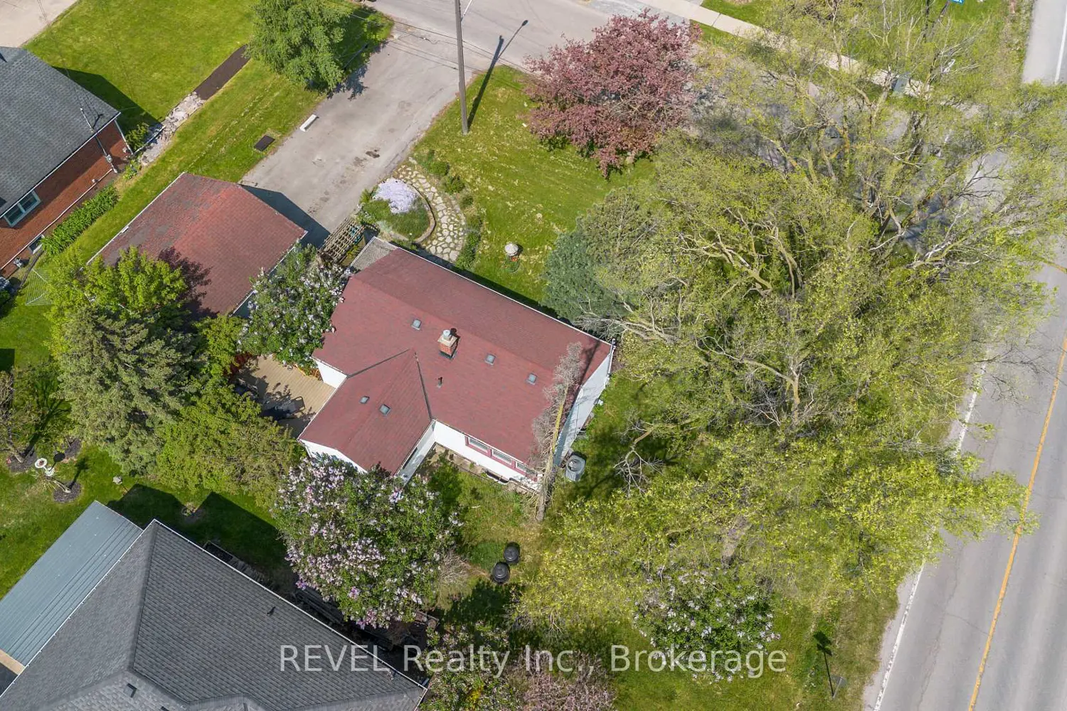 Additional image 3 of 7962 Booth Street