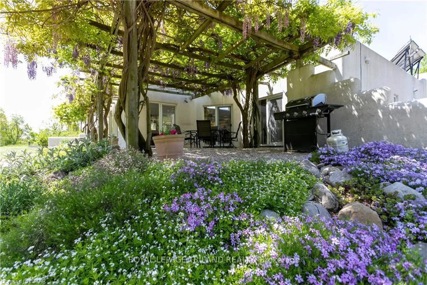 Additional image 17 of 15668 Furnival Road