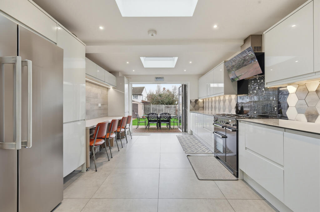 Additional image 5 of Maynard Drive, St. Albans