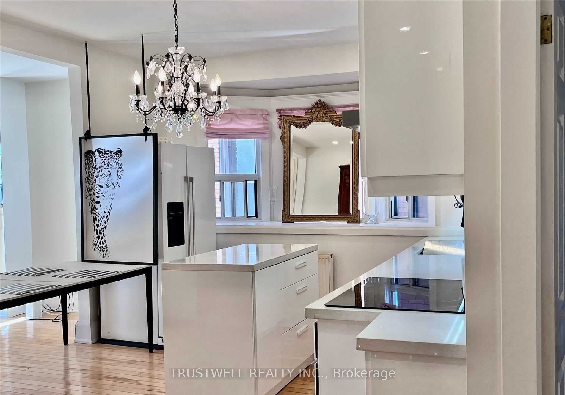 Additional image 5 of Main-220 Rose Park Drive, Toronto, ON, M4T 1R5