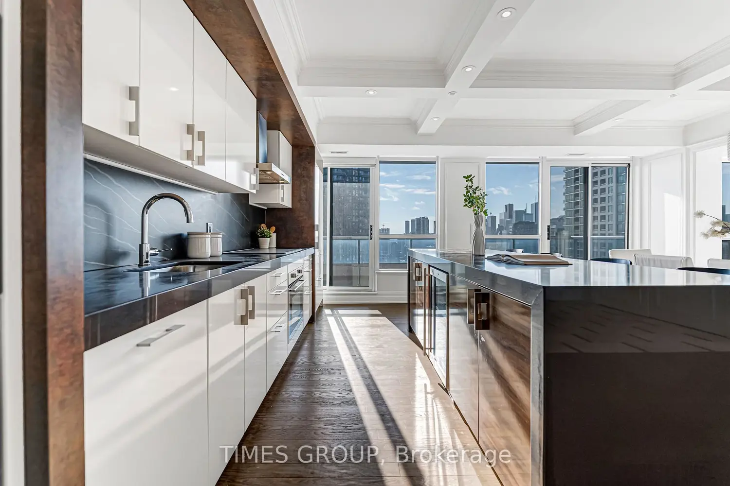 Additional image 2 of 500 Sherbourne Street 2302