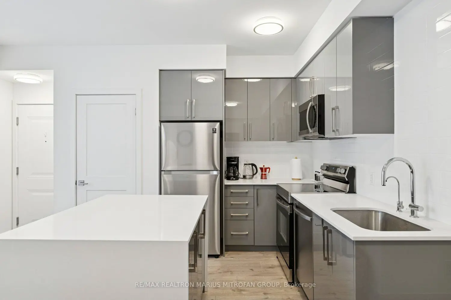 Additional image 10 of 6065 Mcleod Road 204