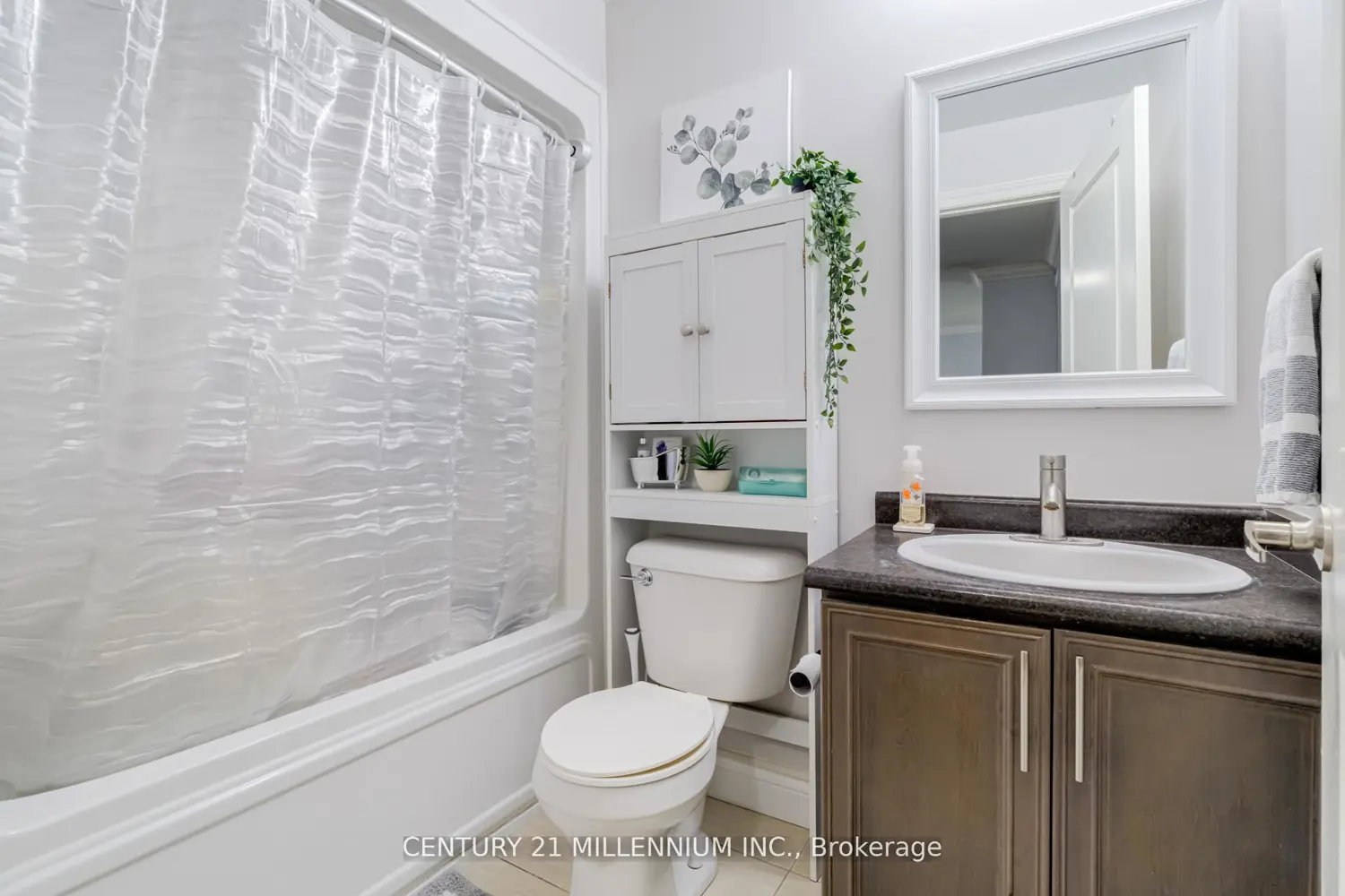 Additional image 13 of 1440 Gordon Street 414