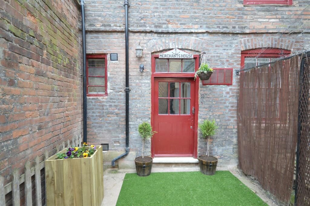 5 bed flat for saleMerchants House, 6-8 Widemarsh Street, Herefordshire HR4 photo 2