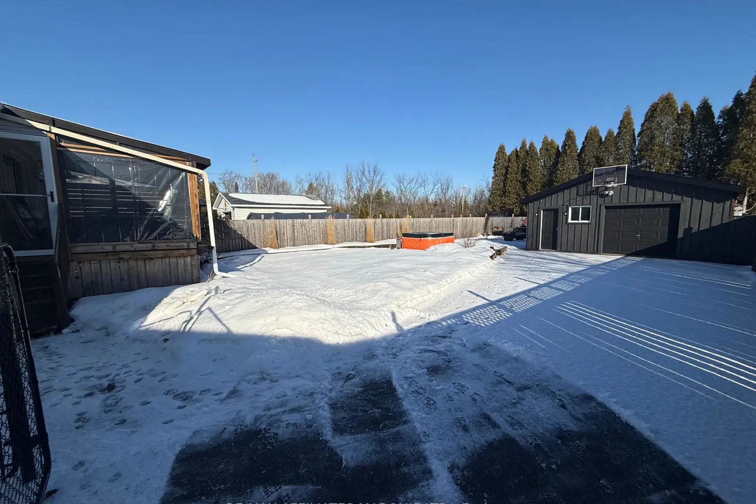 Additional image 2 of 2169 Pitt Street