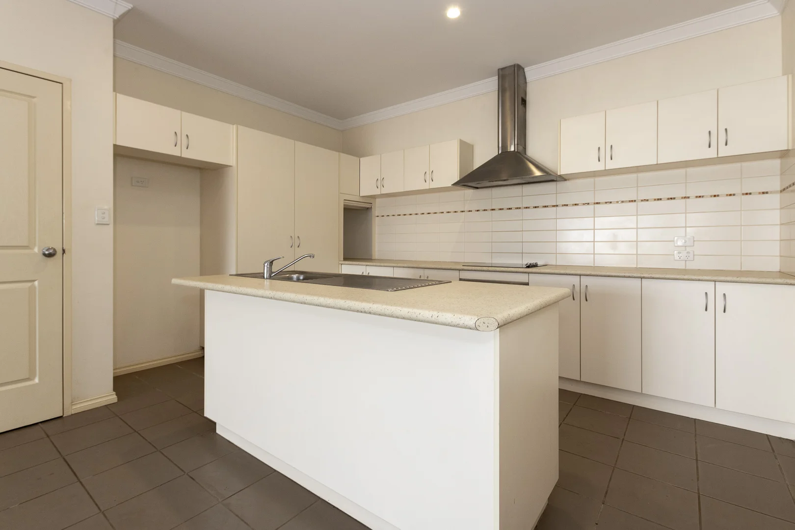 Additional image 8 of 6/29 Konkerberry Drive, Kununurra WA 6743