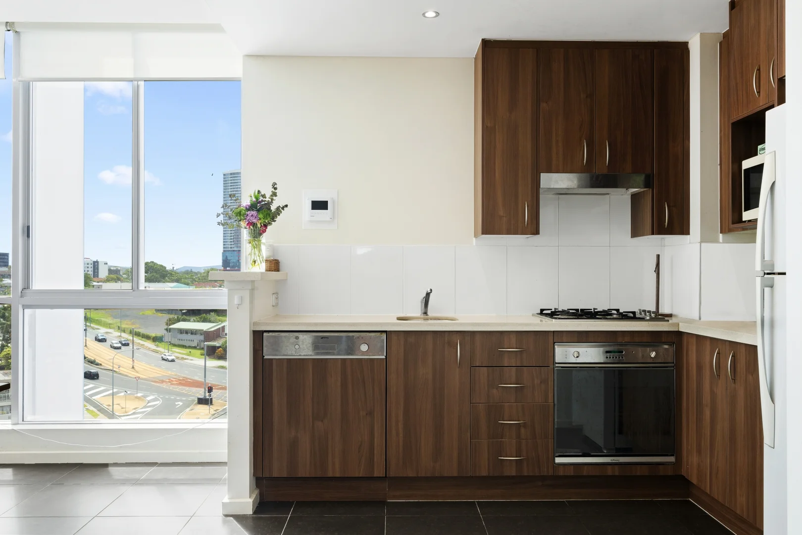 Additional image 5 of 1003/1 Como Crescent, Southport QLD 4215