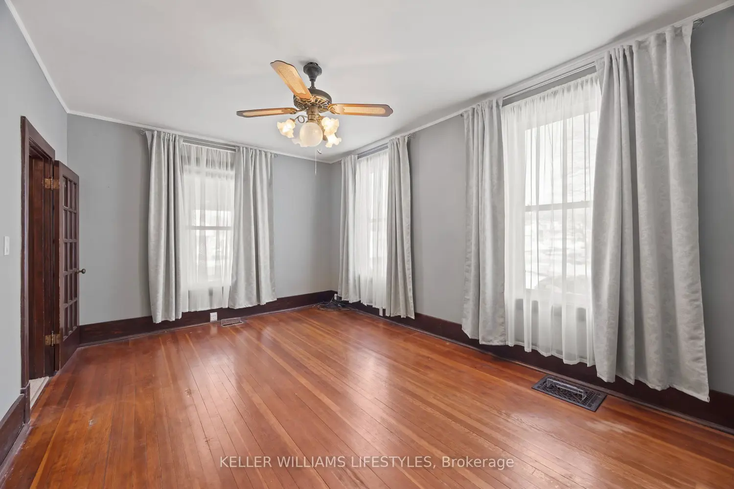 Additional image 8 of 136 Queen Street