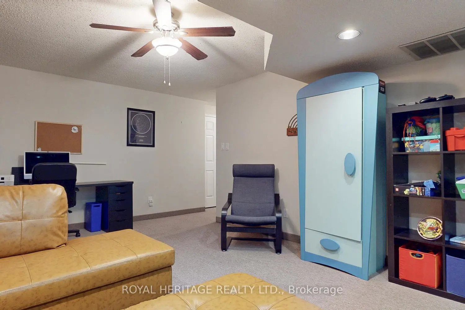 Additional image 7 of 1995 Royal Road 143