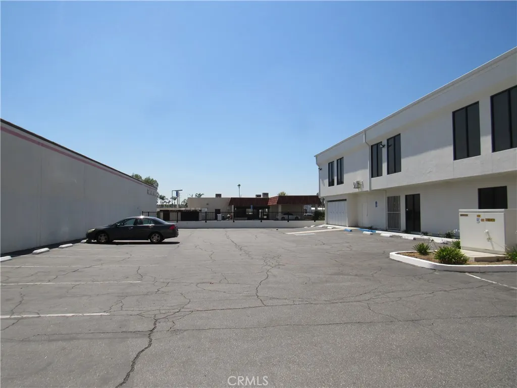 Additional image 54 of 435 W Orange Show Ln, San Bernardino, CA 92408