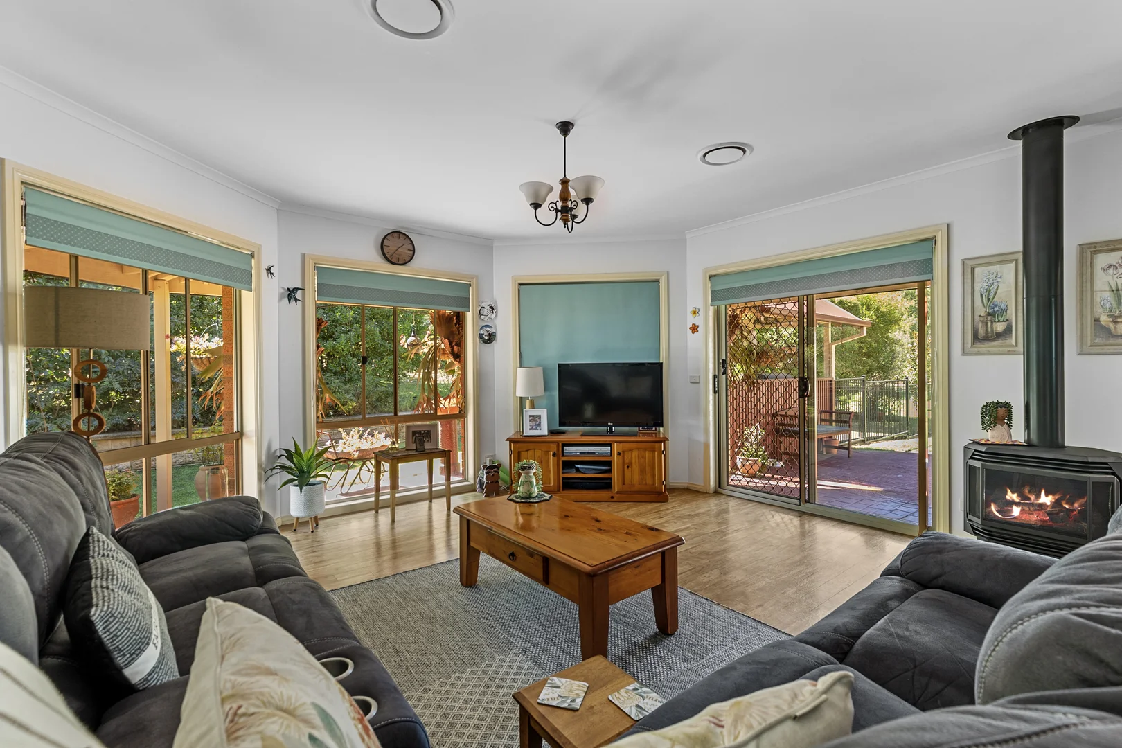 Additional image 3 of 6 Dundon Cl, Tocumwal NSW 2714