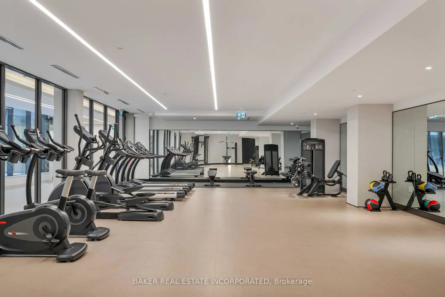 Additional image 8 of 28 Eastern Avenue 705