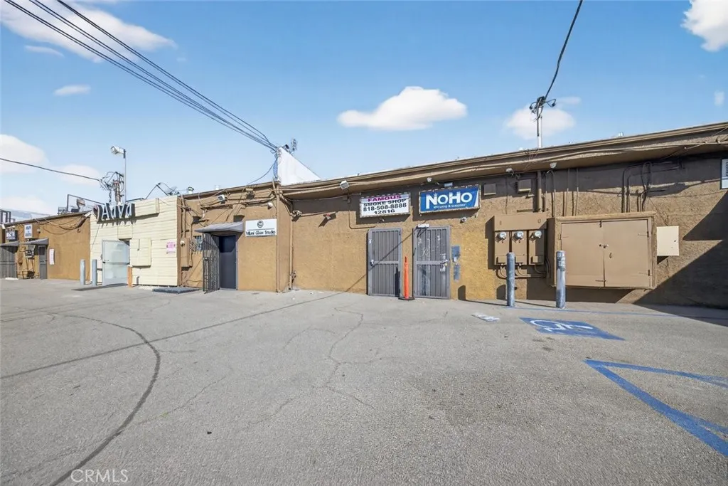 Additional image 11 of 12816 Victory Boulevard, Valley Glen, CA 91606