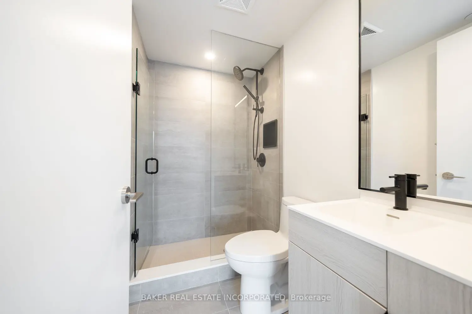 Additional image 4 of 28 Eastern Avenue 705