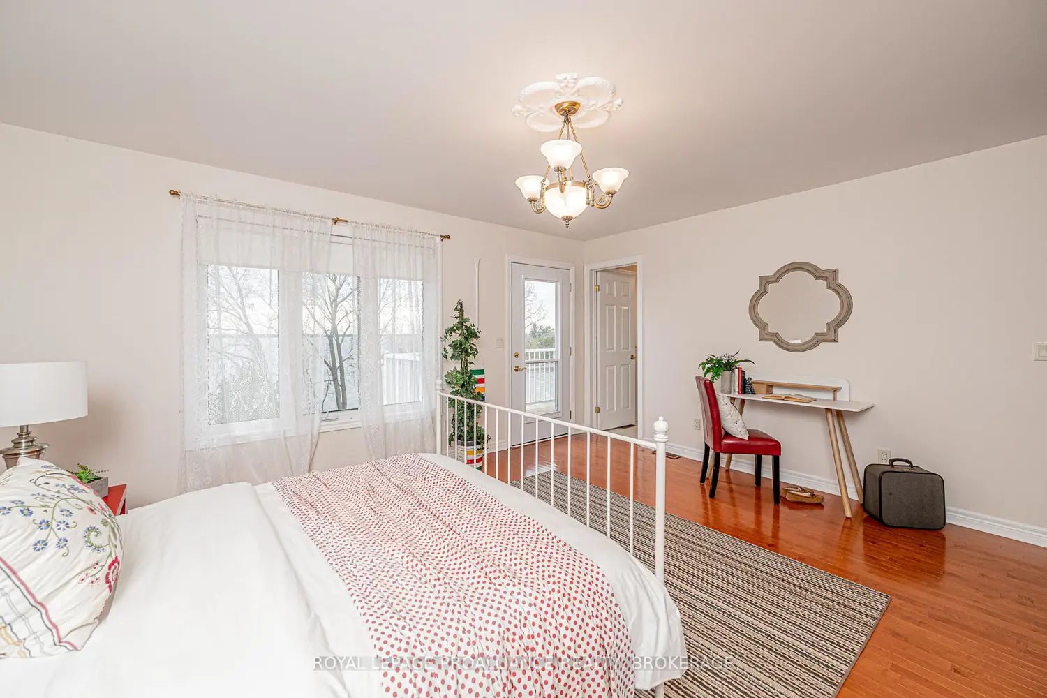 Additional image 12 of 4734 Lakeside Lane