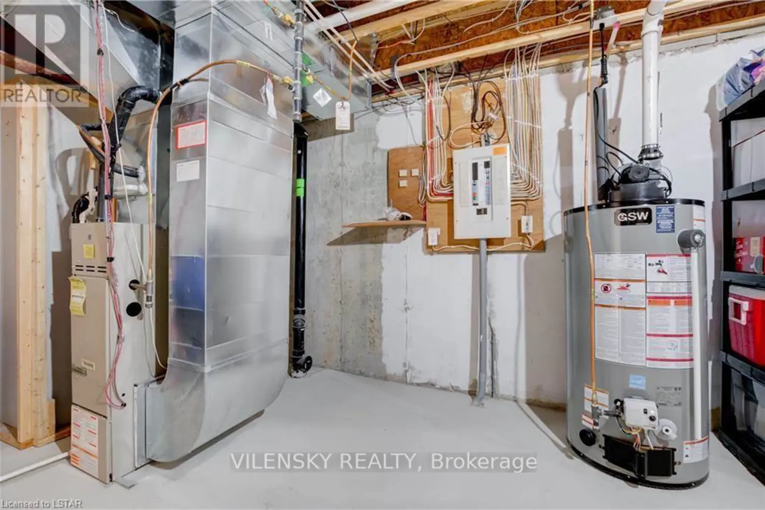 Additional image 19 of 572 Thistlewood Drive 7