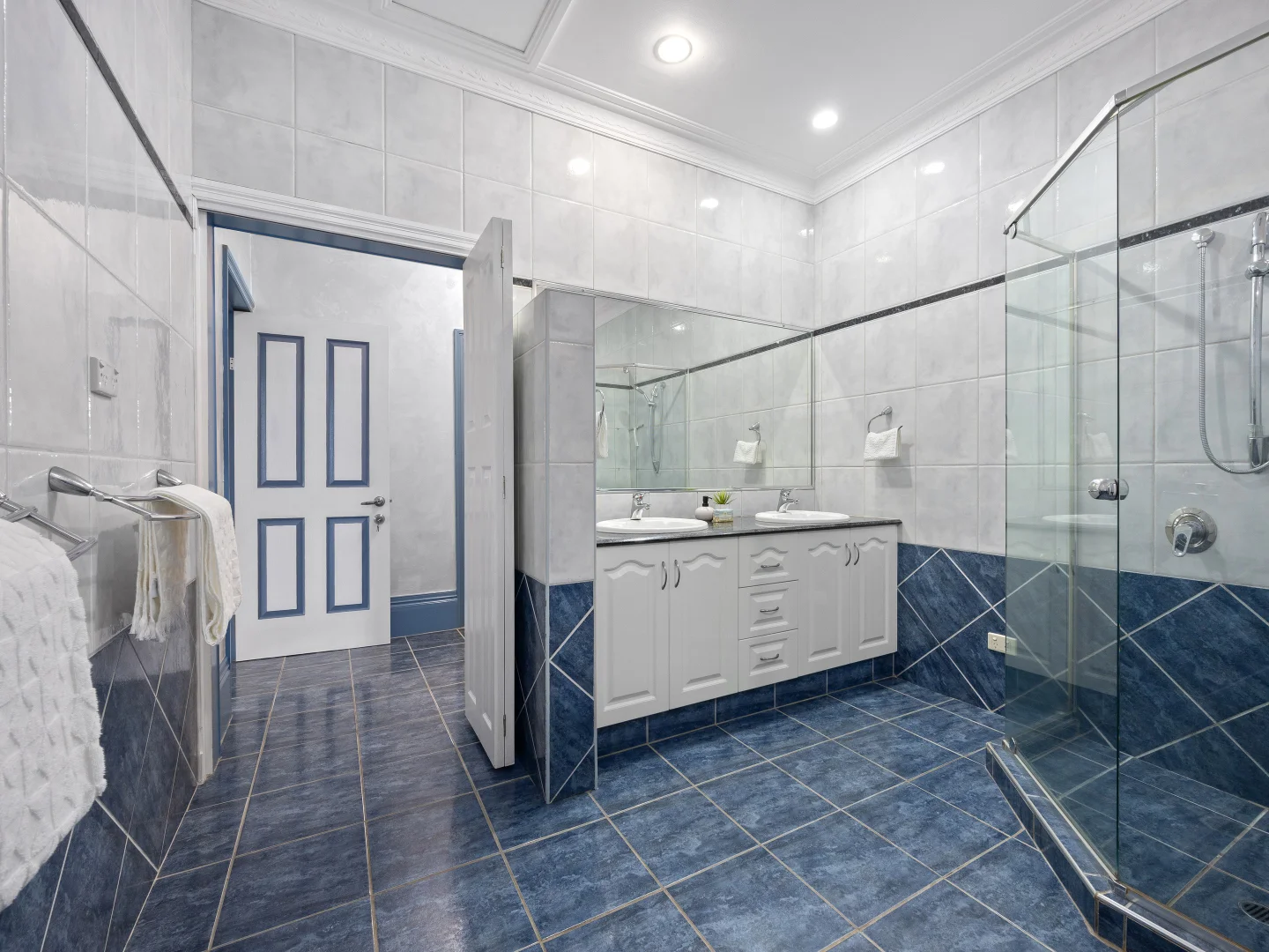 Additional image 18 of 23-25 Elanora Way, Karalee QLD 4306