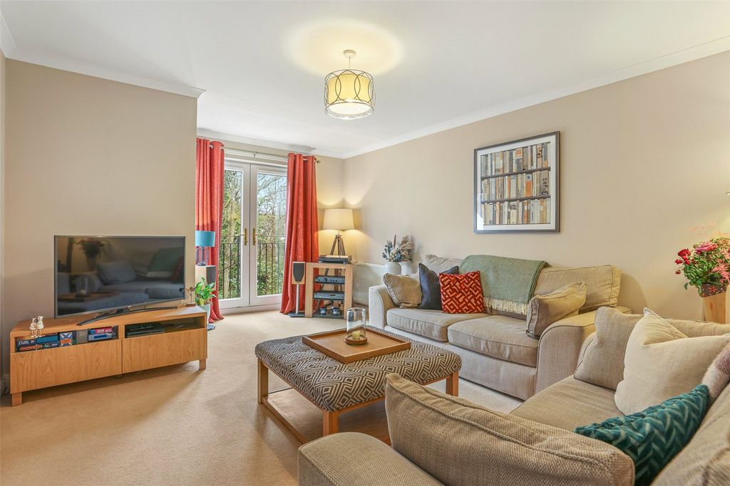 Additional image 2 of 2 bed flat for saleRoss Avenue, Perth, Perth And Kinross PH1