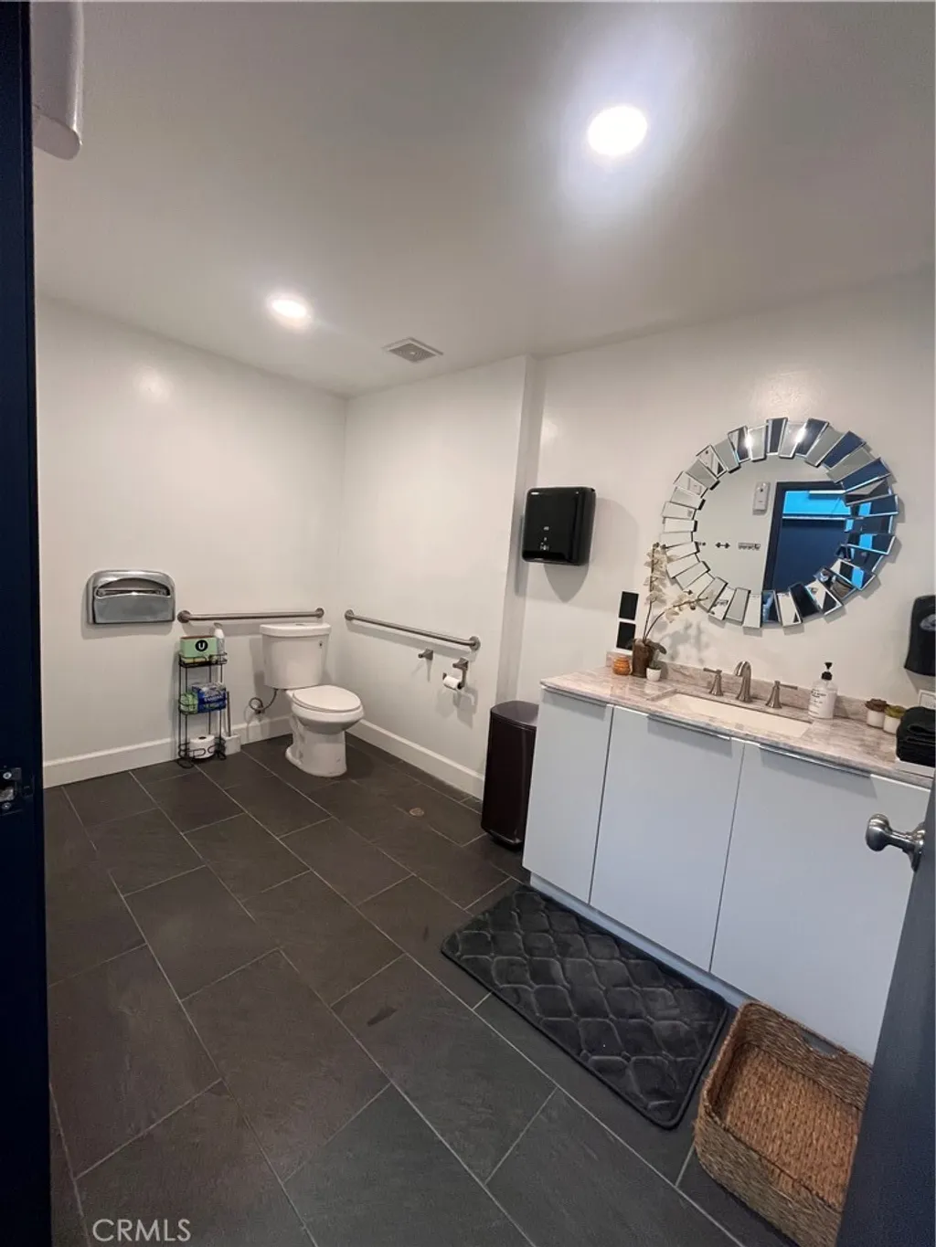 Additional image 20 of 19564 S Ventura Boulevard, Tarzana, CA 91356