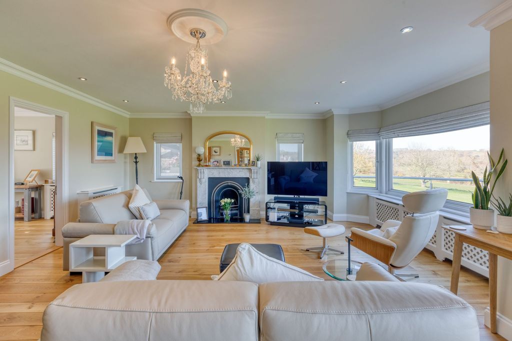 Additional image 16 of 4 bed detached house for saleLe Jardin, Grouville JE3