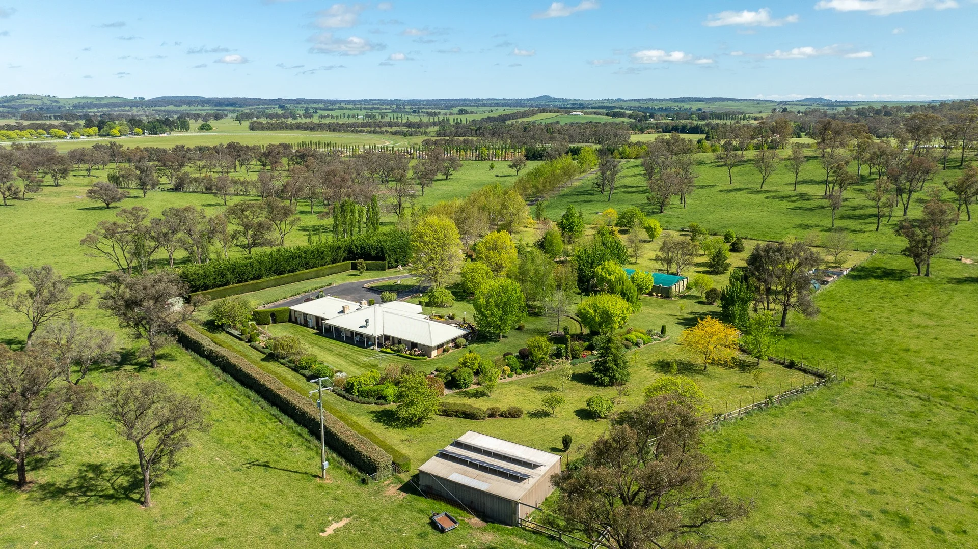 191 Thunderbolts Way, Walcha NSW 2354