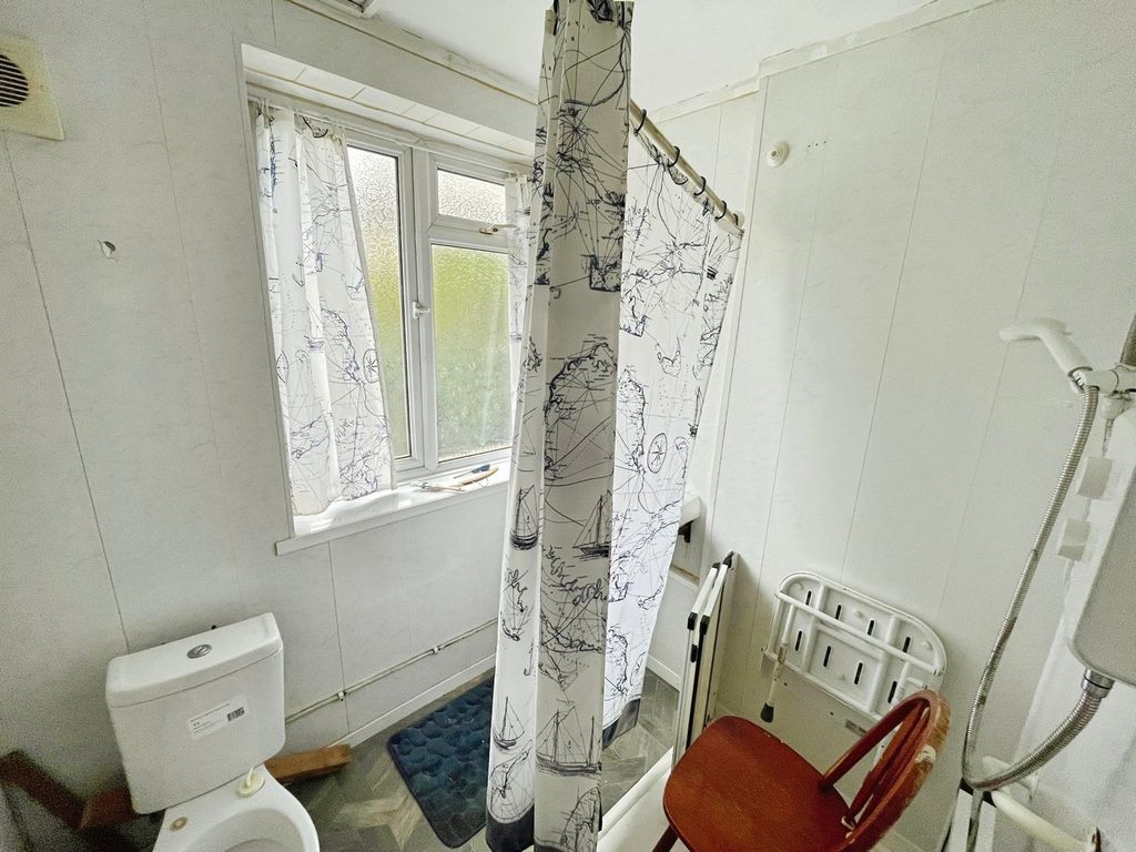 Additional image 4 of 2 bed flat for saleBurke Avenue, Port Talbot SA12