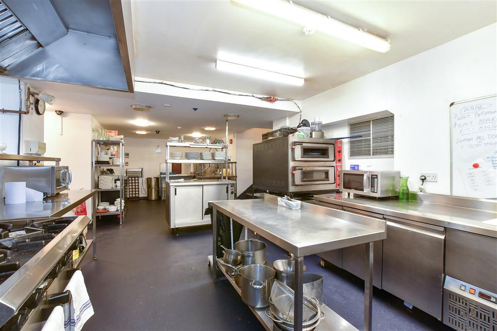 Additional image 7 of 1 bed property for saleChurch Street, Ventnor, Isle Of Wight PO38