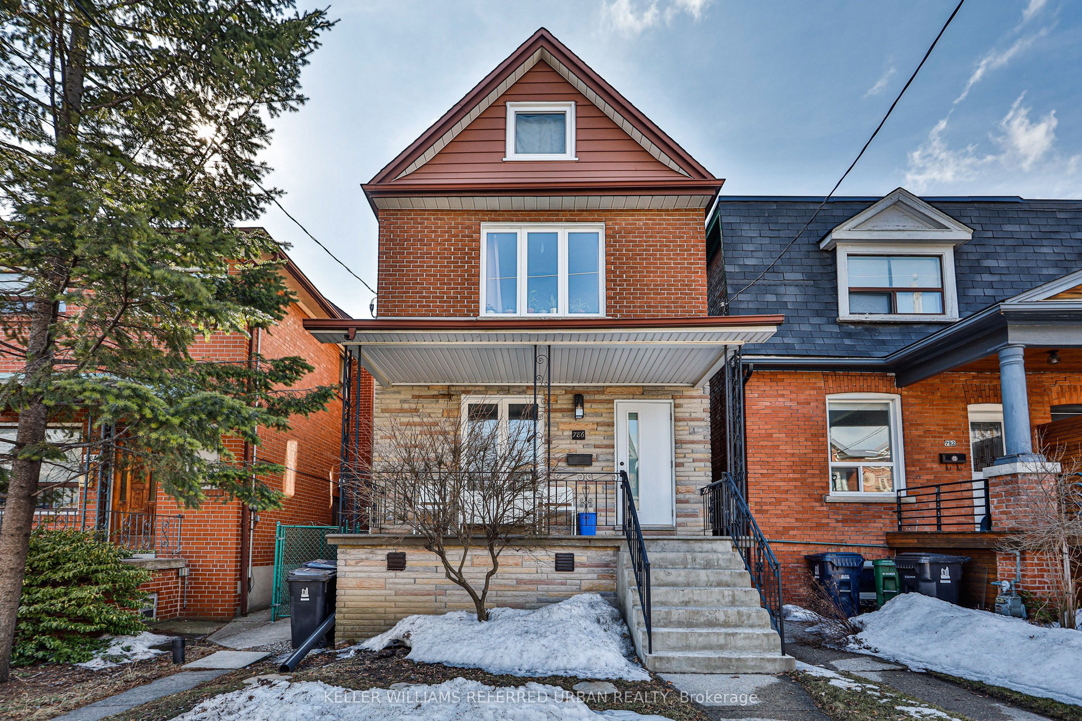 Main-786 Gladstone Avenue, Toronto, ON, M6H 3J6