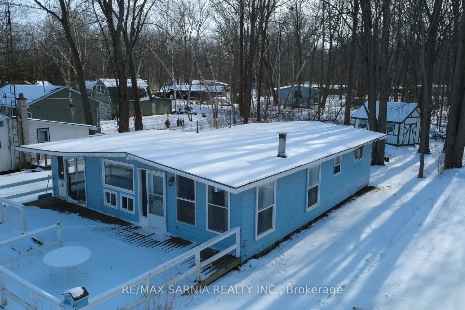 Additional image 2 of 9924 Lake Road